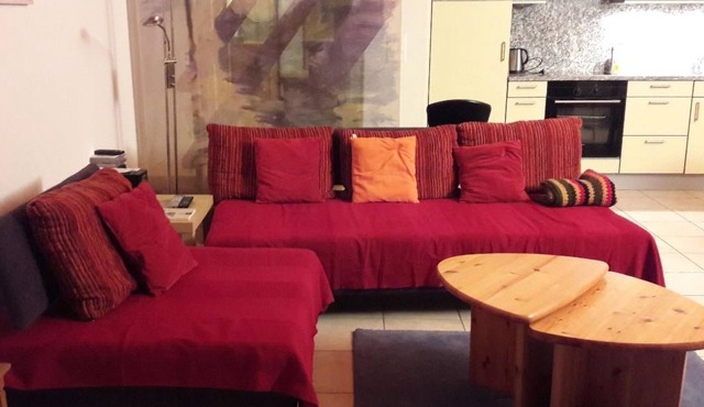 Haus Rätia App 20 2½-Zimmerwohnung by Interhome