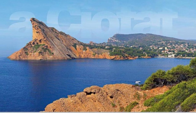 HAUT DE VILLA AVEC EXTERIEURS, à Aubagne, pays de Marcel Pagnol