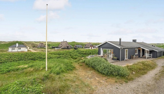 Have a nice vacation in this vacation home with only 100 m distance to the sea.
