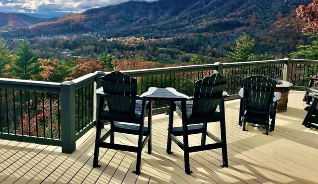 "Have It All" Views! Luxury! Location! Three Story Home