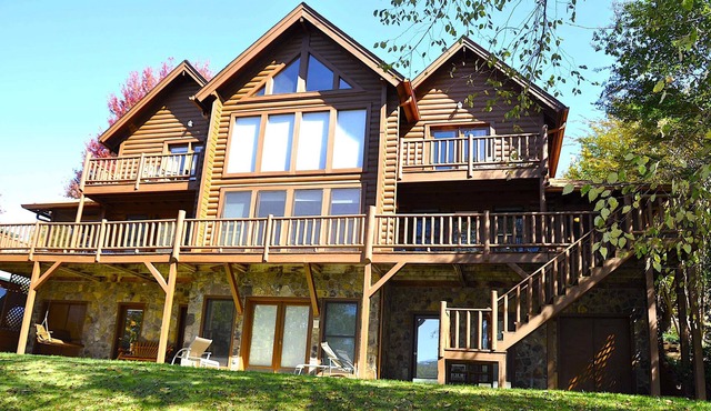 Have you been dreaming with the perfect vacation property? This is it!