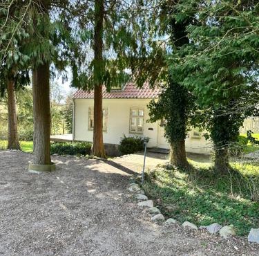 Havehuset er en oase i skoven - Få hele huset for jer selv!