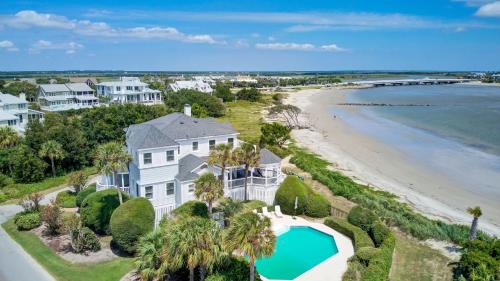 Haven by AvantStay Luxury Beachfront Home w Pool Gorgeous Patios