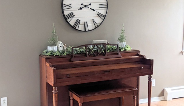 Haven home in quiet community, Southern MN. Shopping, Lakes, Hiking, Skiing.