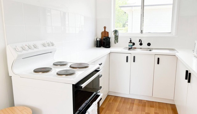 Haven in the heart of Turvey Park!