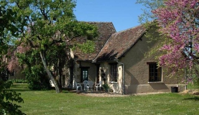 "Haven in Touraine" Your Home Away from Home! Ideal for Couples!