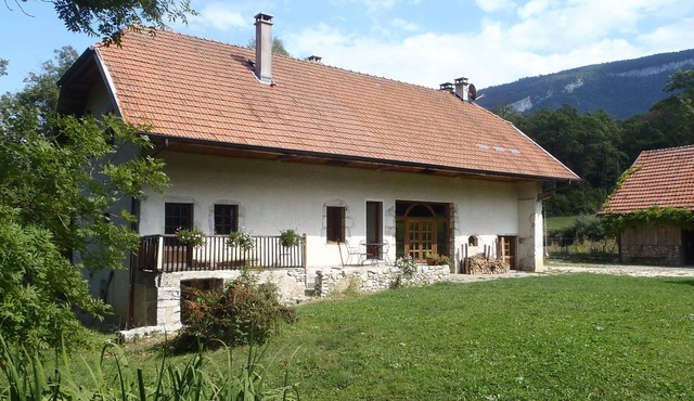 Haven of peace and rest between Annecy and Aix-les-Bains