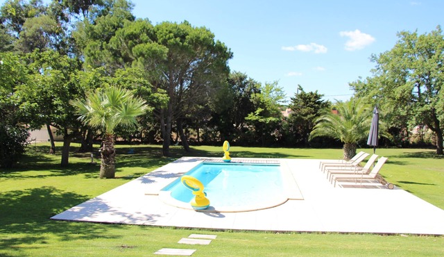 HAVEN OF PEACE AND GREENERY NEAR THE SEA