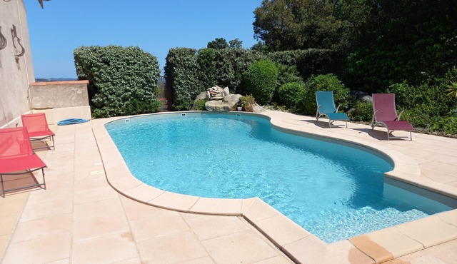 Haven of peace Cosy air-conditioned studio 16 m2+ Swimming pool for 2 persons