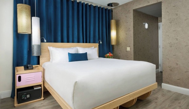 Haven of Rest and Relaxation! Onsite Restaurant and Bar! Near Times Square!