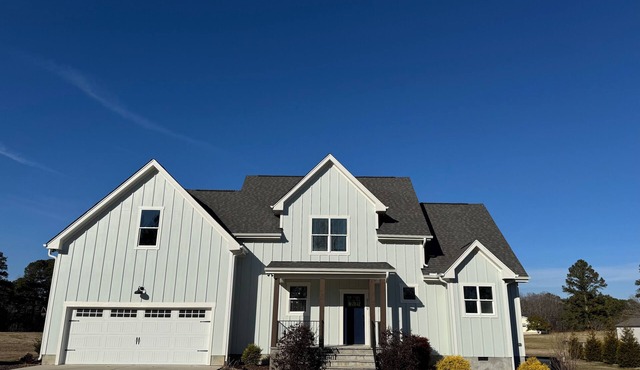 Haven On Old Bunn 3 BR/2.5 BA Home with Pond Access only 20 minutes from Raleigh