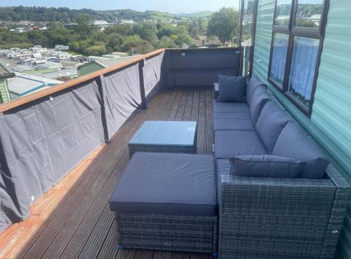 Haven on the Hill 2 Bed Caravan with Town Views of Aberystwyth F7