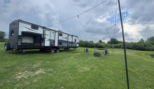 Haven on Wheels- Cozy Travel Trailer Getaway in Nature