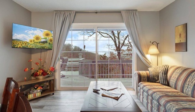 Haven Suite Apartment w/Beautiful Wooded Views