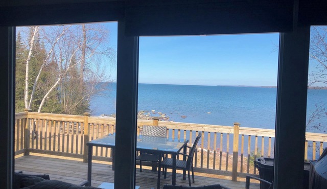 Havilland Bay Cottage on Beautiful Lake Superior