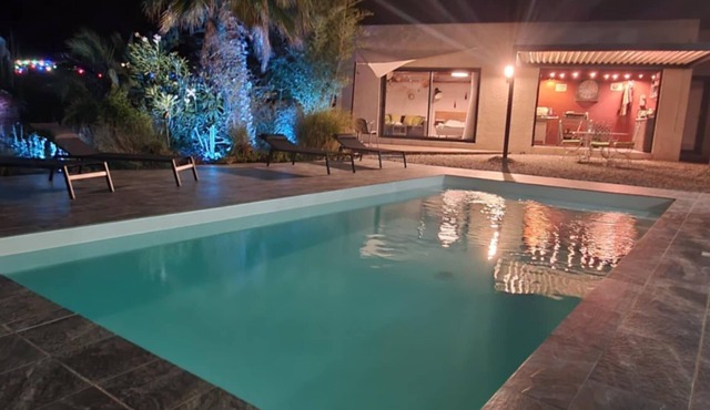 Havre de Paix with swimming pool and jacuzzi just a stone's throw from Narbonne