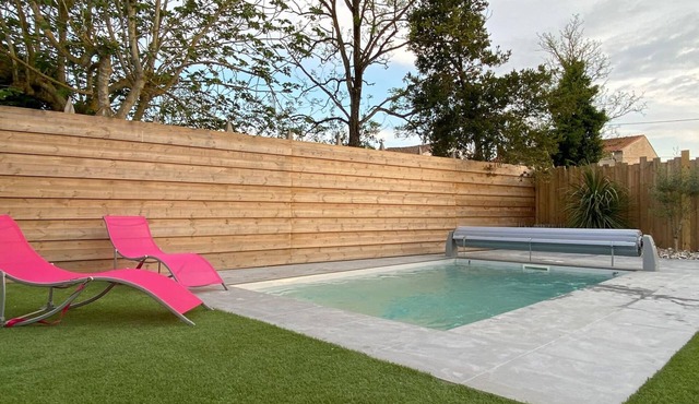 Havre de Paix with Private Heated Pool - Ideal Family or Friends Stay