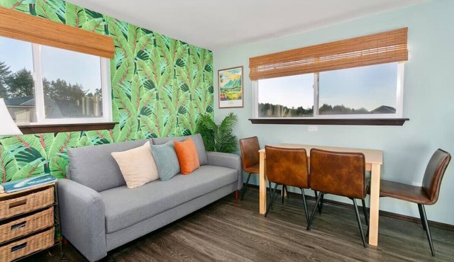 Hawaiian Themed Cottage | Ocean Views