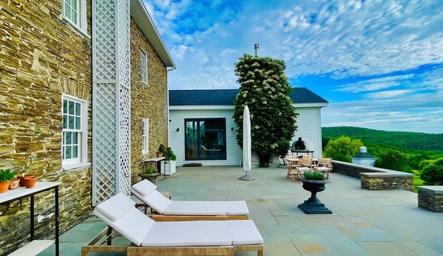 Hawk Field House - inground pool - breath taking country views