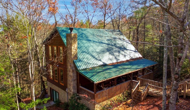 Hawk's Nest - 4BR Cabin Minutes From The National Park And Cades Cove
