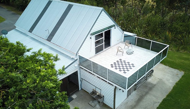 Hawkstone Hideaway - Your Peaceful Getaway