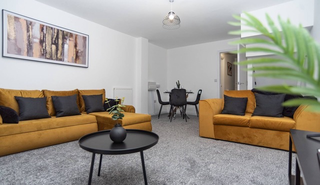 Hawthorn - Central Telford - With Parking