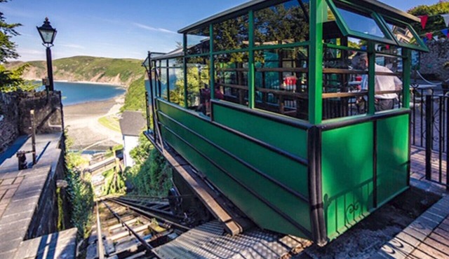 Hawthorn Cottage - Three Bedroom House, Sleeps 6