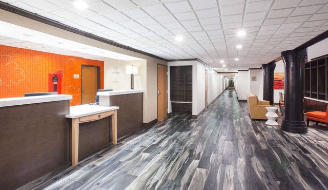 Hawthorn Extended Stay by Wyndham Corpus Christi