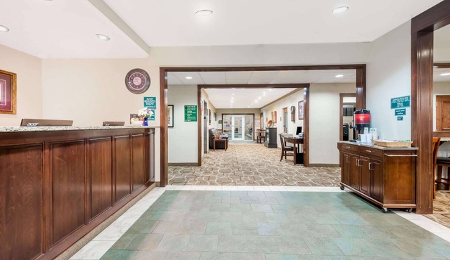 Hawthorn Extended Stay by Wyndham Seville