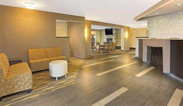 Hawthorn Extended Stay by Wyndham Cincinnati/Sharonville