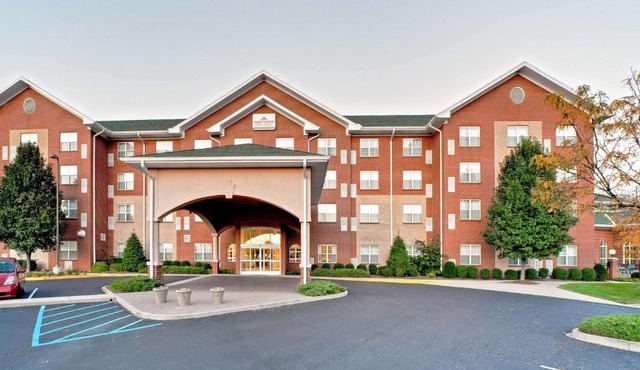 Hawthorn Suites by Wyndham Louisville East