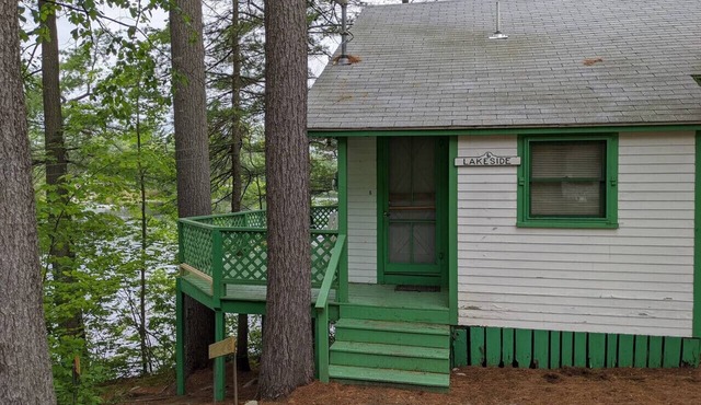 Hawthorne Cottages Lakeside