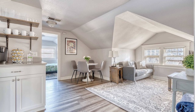 Hawthorne MultiUnit, 99 Walk Score,Remote Workers