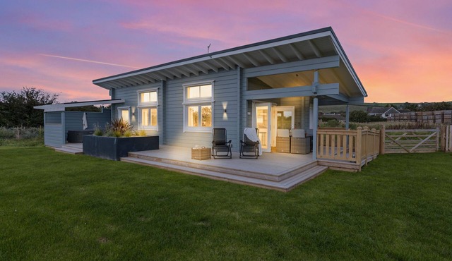 Hayditch, Great Field Lodges - a lodge that sleeps 2 guests in 1 bedroom