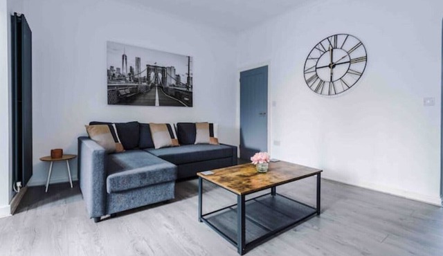 Haydock Gold By Primestay