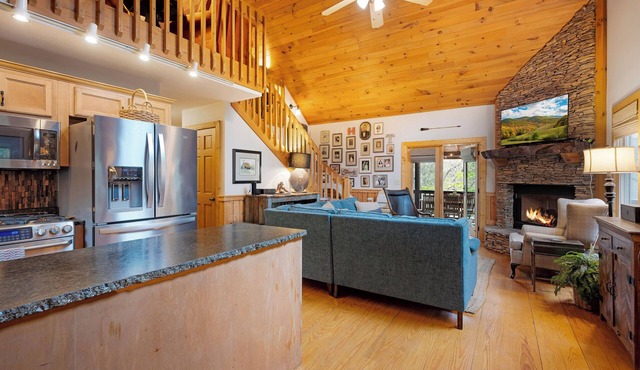 Hayes Haven - McCaysville GA