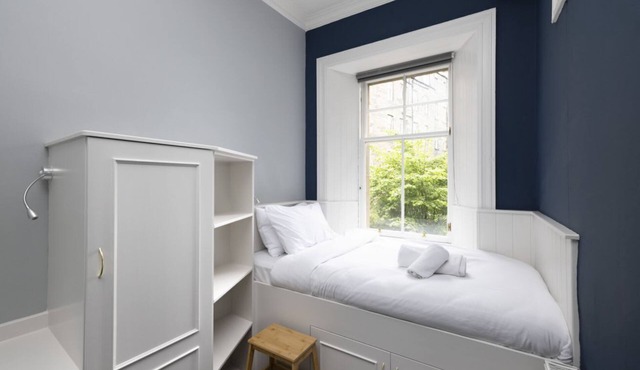 Haymarket - Single bunk room