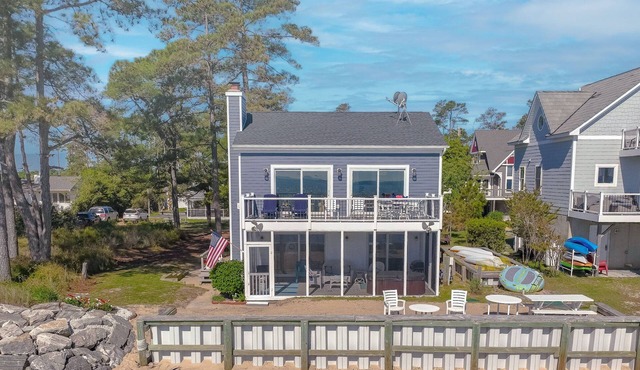 Hays Beach House - Hot Tub - Private Beach