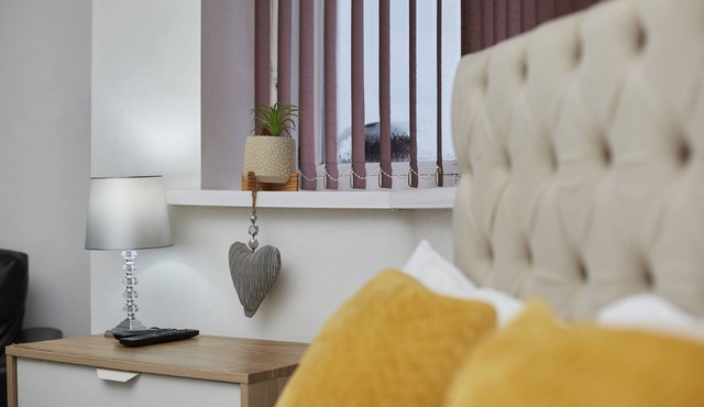 Hayy Comfortable Studio Huddersfield