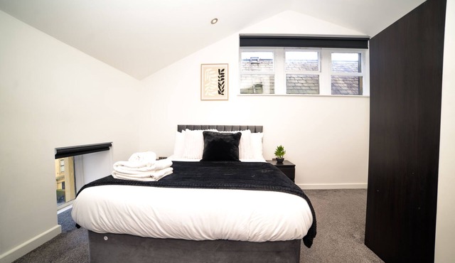 Hayy Contemporary Townhouse