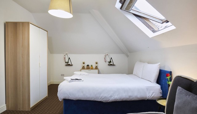 Hayy Convenient Studio Huddersfield