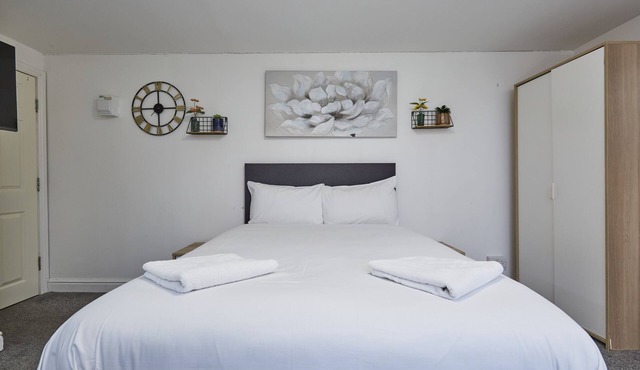 Hayy Modern Studio Huddersfield