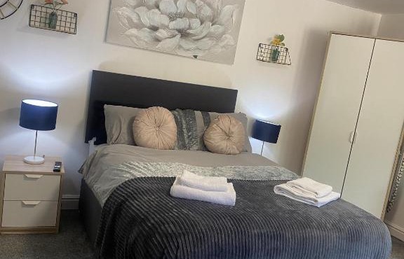 Hayy Studios Comfortable Stays in Deighton