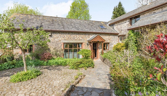 HAZEL BARN, pet friendly, character holiday cottage in North Molton
