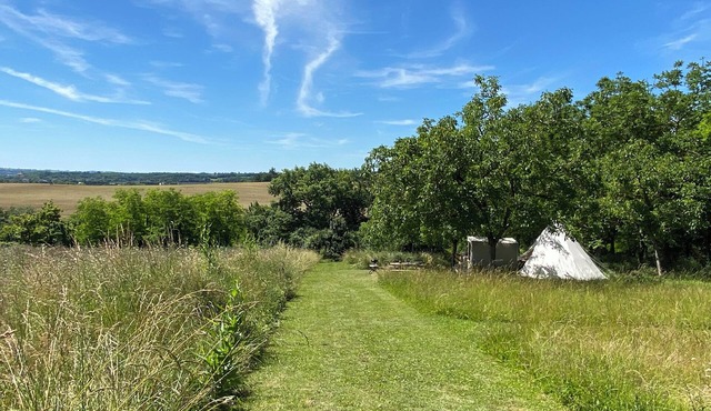 Hazel Belle Tent @Finders Keepers France. Adults only retreat. 13 acres and lake