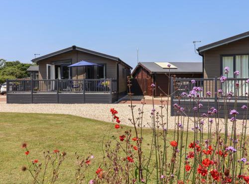 Hazelwood 2 Pinewood Retreat