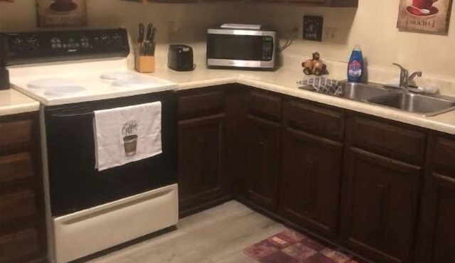 HCHideaway-Quiet, Cottagelike! Pet Friendly! Queen bed!