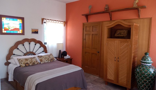 HdP: Room #3 Library with one queen size bed and one sofa bed in separate room