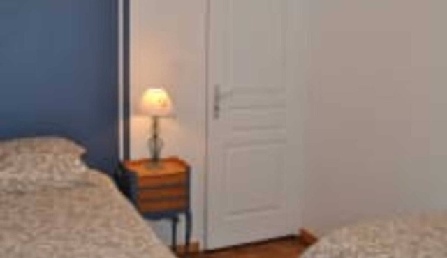 Heading for the Viaduct in the heart of the Guillec Valley