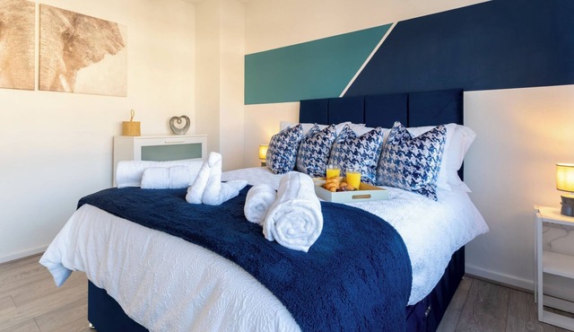 Headingley Lodge - Modern Home Near City Centre